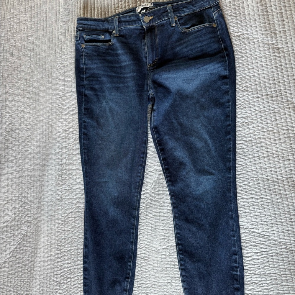 Women’s Paige Verdugo Ankle Jeans Dark Wash with Frayed Hem Sz 32